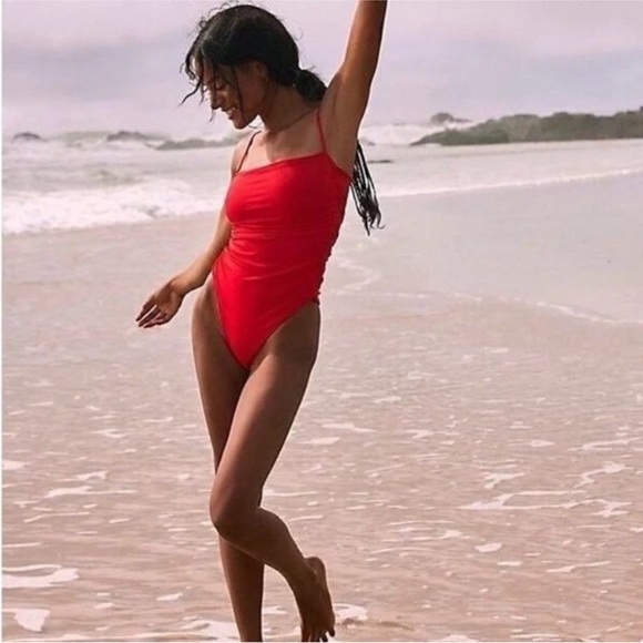 NEW Free People Belle The Label Maillot Red One Piece Swimsuit XSmall - Picture 2 of 5